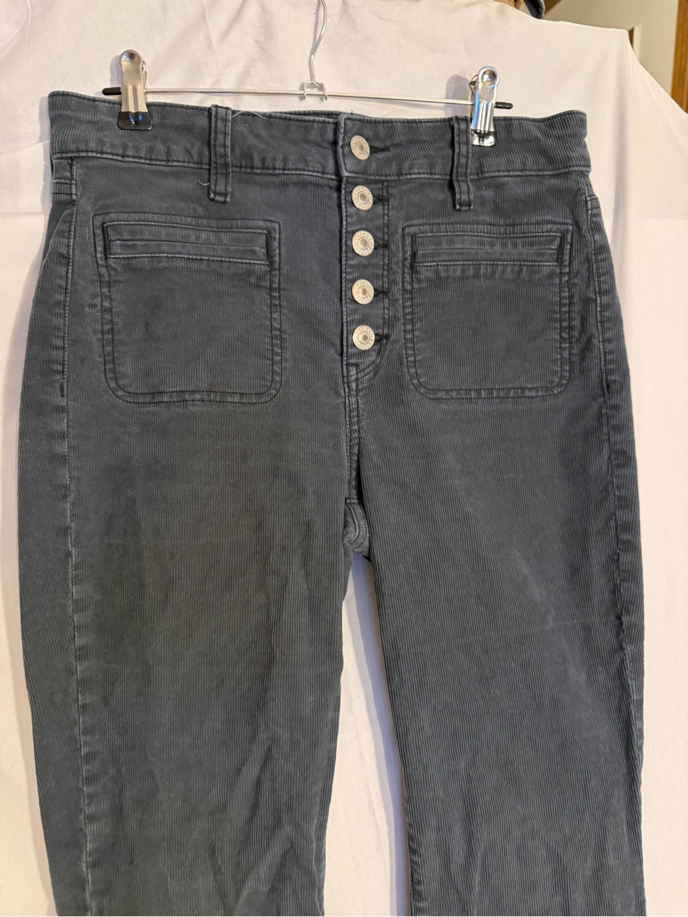 #542 American Eagle Women’s High-Rise Button-Fly Jeans in Charcoal Gray